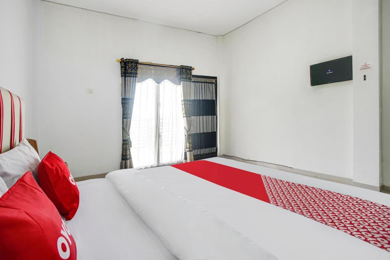 Oyo 2246 Anjung Bang Oking Hotel & Resort Pasarpulaupisang Εξωτερικό φωτογραφία