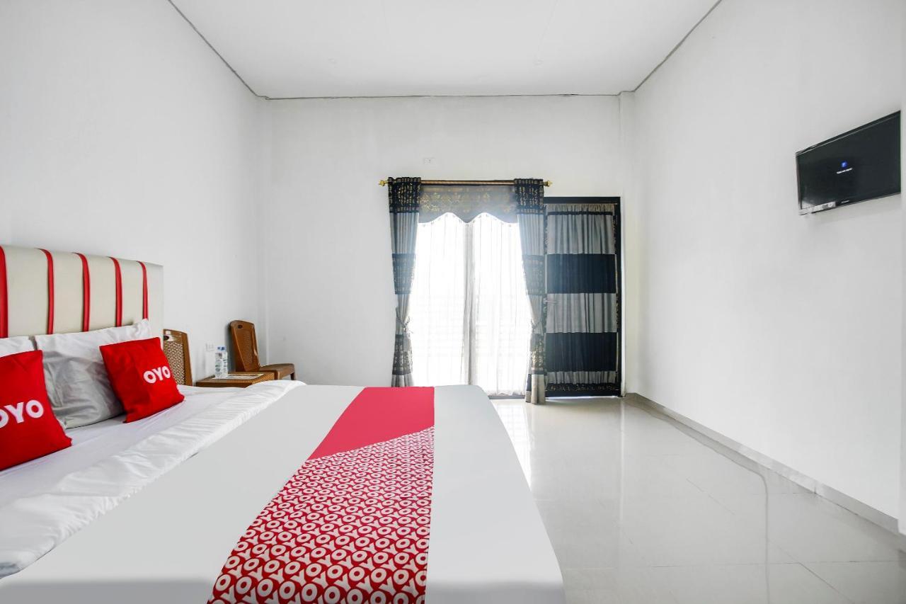 Oyo 2246 Anjung Bang Oking Hotel & Resort Pasarpulaupisang Εξωτερικό φωτογραφία