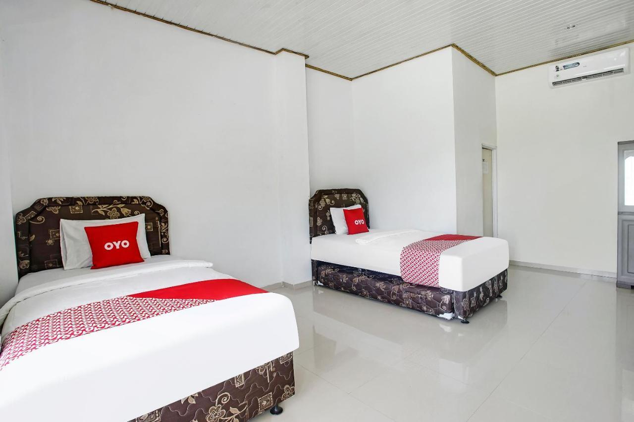 Oyo 2246 Anjung Bang Oking Hotel & Resort Pasarpulaupisang Εξωτερικό φωτογραφία